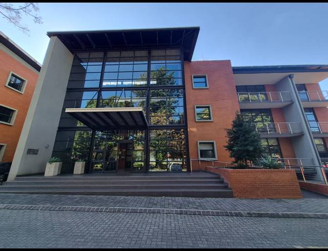 222M² OFFICE TO LET IN SANDTON CENTRAL